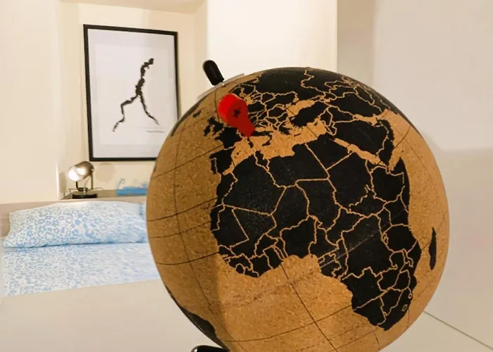 Charlie's House * 科莫