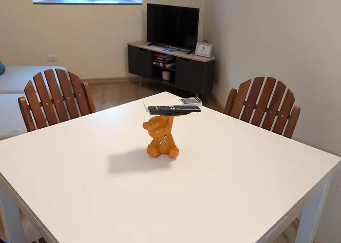 Charlie's House * 科莫