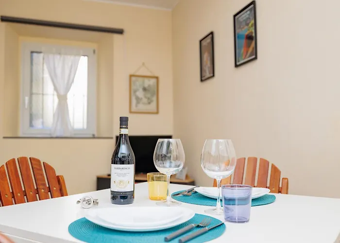 Charlie's House * 科莫